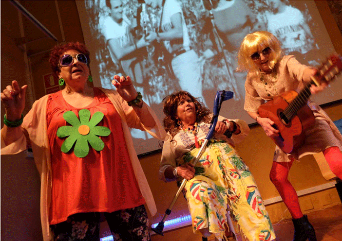 'La chica Ye yé' y las mujeres del Cabaret Canalla | Foto: MAR JOANIQUET